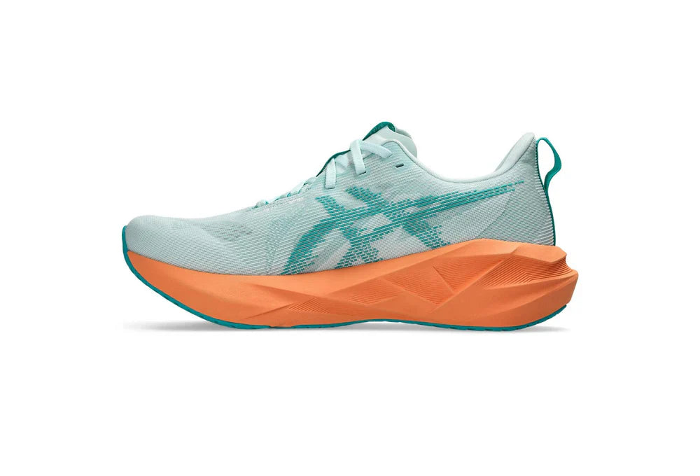 ASICS Novablast 5